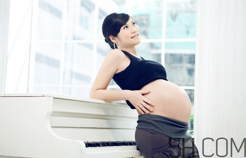 孕晚期肚子疼影響胎兒嗎？孕晚期肚子像來月經(jīng)一樣疼