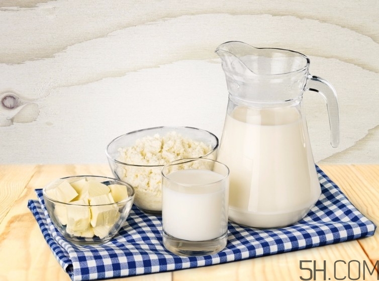 牛奶和螃蟹能一起吃嗎？牛奶和什么不能一起吃？