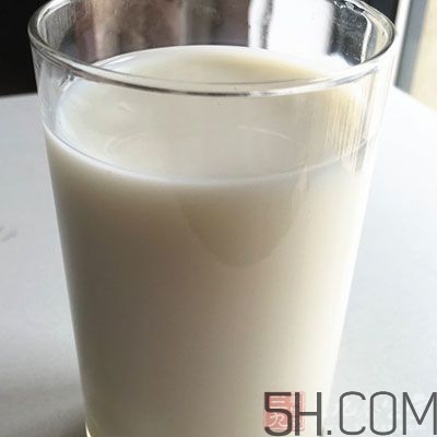 牛奶煮開了還有營養(yǎng)嗎？牛奶可以加熱嗎？