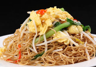 吃炒面會上火嗎？炒面吃多了好嗎？