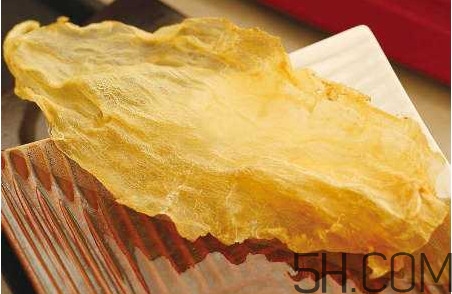 魚(yú)膠和花膠有什么區(qū)別？魚(yú)膠是魚(yú)的哪個(gè)部位