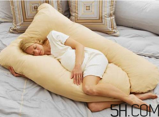 孕婦臨產(chǎn)要避免的4種心理 孕婦睡覺注意事項(xiàng) 孕婦臨產(chǎn)要避免的4種心理 孕婦睡覺注意事項(xiàng)