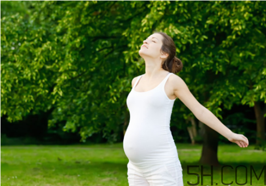 孕婦睡覺能伸懶腰嗎？孕婦出門注意事項