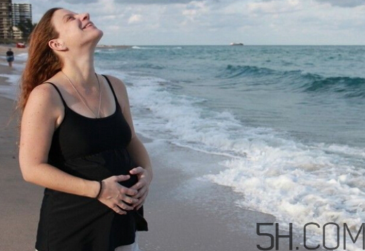 孕婦睡覺能伸懶腰嗎？孕婦出門注意事項