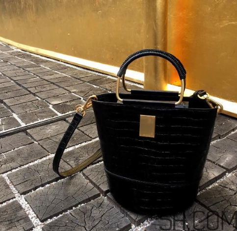 couronne包包怎么樣？couronne雙肩包多少錢？