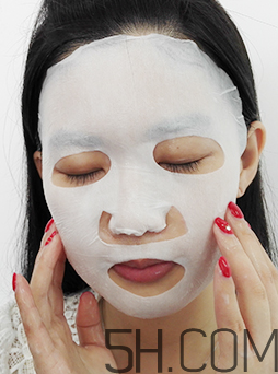 歐詩(shī)漫水光美白面膜怎么用？使用方法