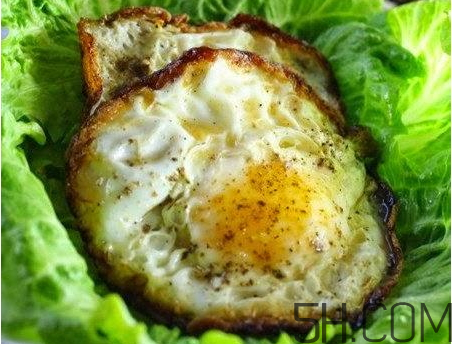 荷包蛋為什么發(fā)黑？荷包蛋發(fā)黑能吃嗎？