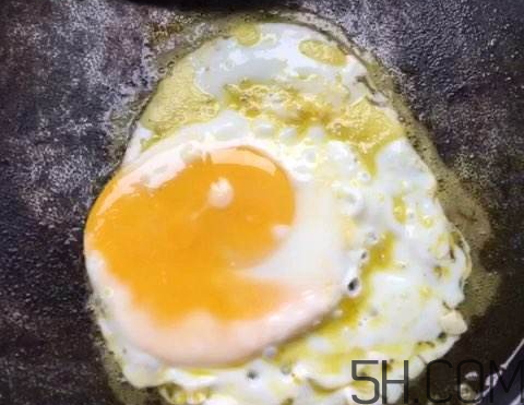 煎雞蛋為什么會有泡沫？炒雞蛋為什么會有泡沫？