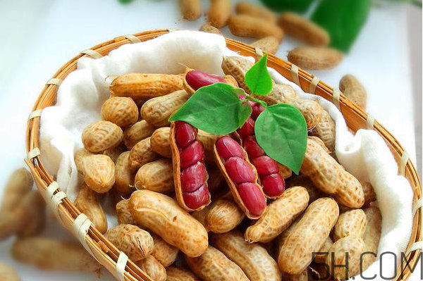 孕婦臨產(chǎn)前的準(zhǔn)備工作有哪些？孕婦吃花生的好處