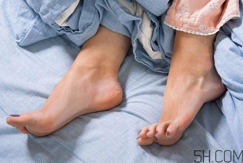 腳氣能用醋泡腳嗎？醋泡腳治腳氣有效嗎？