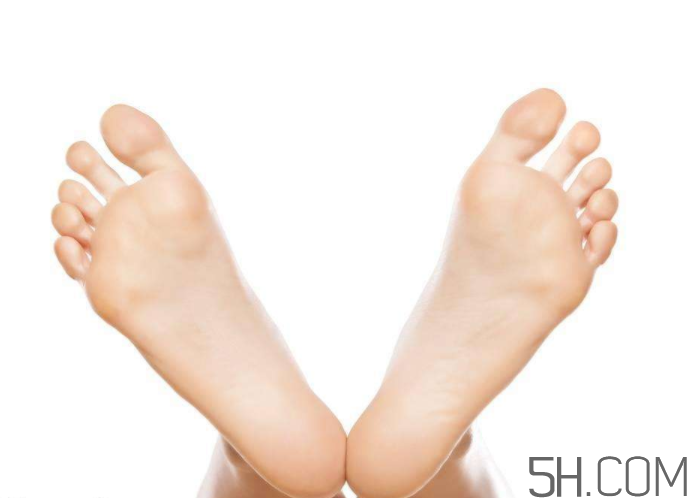 腳氣能傳染到臉上嗎？臉上會(huì)被腳氣傳染嗎？