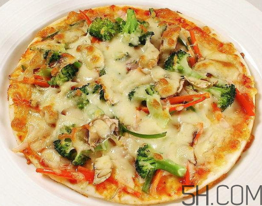 雞蛋餅和豆?jié){可以一起吃嗎？吃雞蛋餅?zāi)芎榷節(jié){嗎？