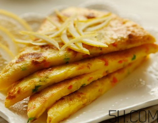 雞蛋餅和豆?jié){可以一起吃嗎？吃雞蛋餅?zāi)芎榷節(jié){嗎？