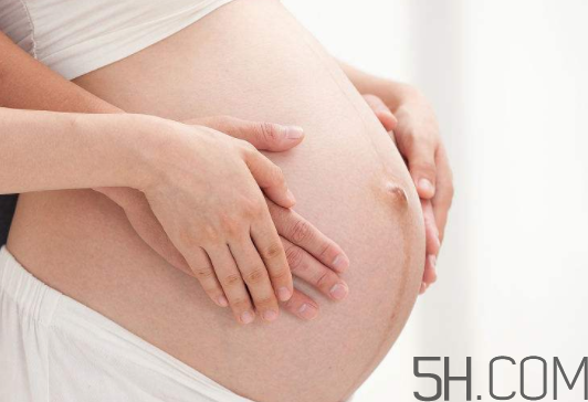 孕婦坐火車對胎兒有影響嗎？孕婦坐火車的注意事項