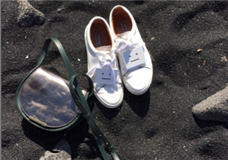 cuyana哪能買到？cuyana馬鞍包多少錢？