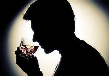 吃偉哥能喝酒嗎？吃偉哥喝酒了有用嗎？