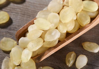 皂角米是熱性還是涼性？皂角米和雪蓮子的區(qū)別