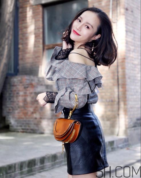 self-portrait什么價(jià)位？self-portrait裙子貴嗎？