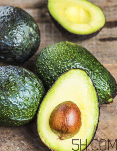 牛油果豐胸是不是真的？牛油果奶昔怎么做好喝？