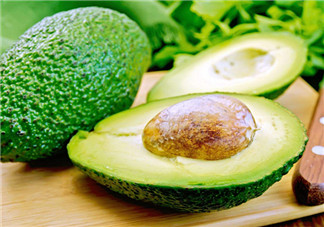 牛油果豐胸多長(zhǎng)時(shí)間吃一次？牛油果怎么吃能豐胸？