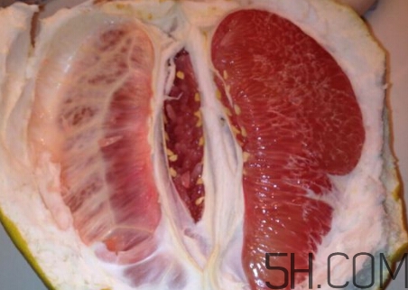 紅心柚子與白肉柚子有什么差別？紅心柚子是轉基因嗎？