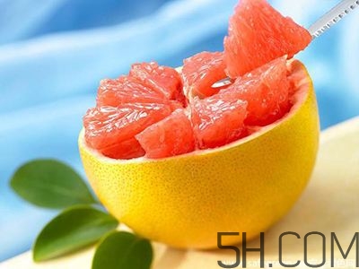 紅心柚子多少錢(qián)一斤？紅心柚子怎么挑選？