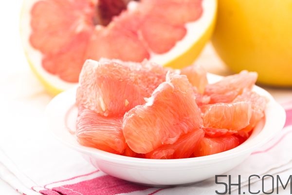 紅心柚子與白肉柚子有什么差別？紅心柚子是轉基因嗎？
