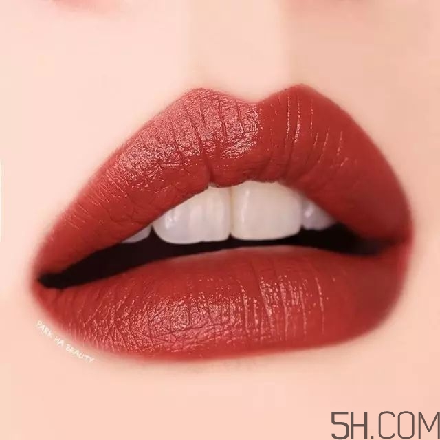 楓葉色彩妝有哪些_口紅楓葉紅是什么顏色 楓葉色彩妝有哪些_口紅楓葉紅是什么顏色