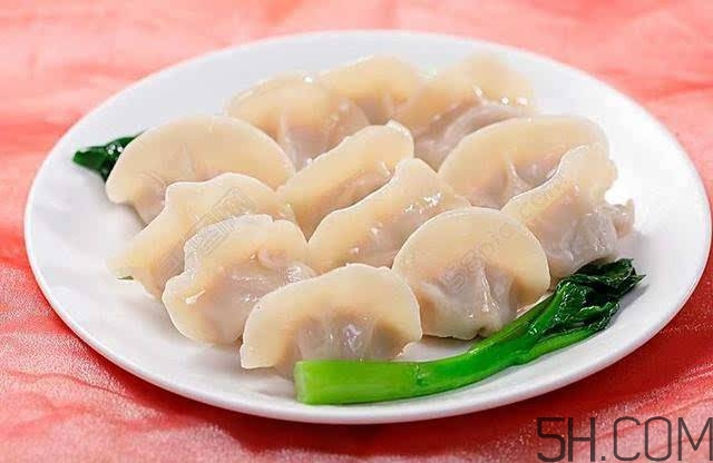 煮餃子開鍋煮皮還是餡？煮餃子蓋不蓋鍋蓋？