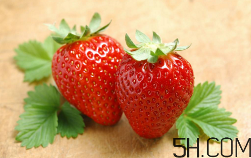 草莓發(fā)霉還能吃嗎？吃草莓的注意事項(xiàng)