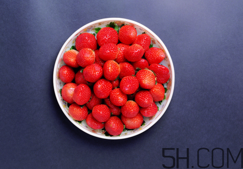 奶油草莓是不是轉基因？激素草莓的危害有哪些？