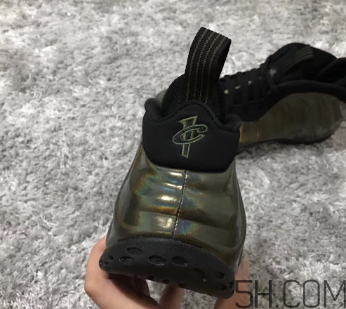 nike air foamposite one legion green全息噴什么時(shí)候發(fā)售？
