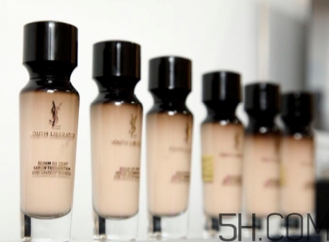 ysl女神粉底液怎么樣？ysl女神粉底液和超模粉底液對比