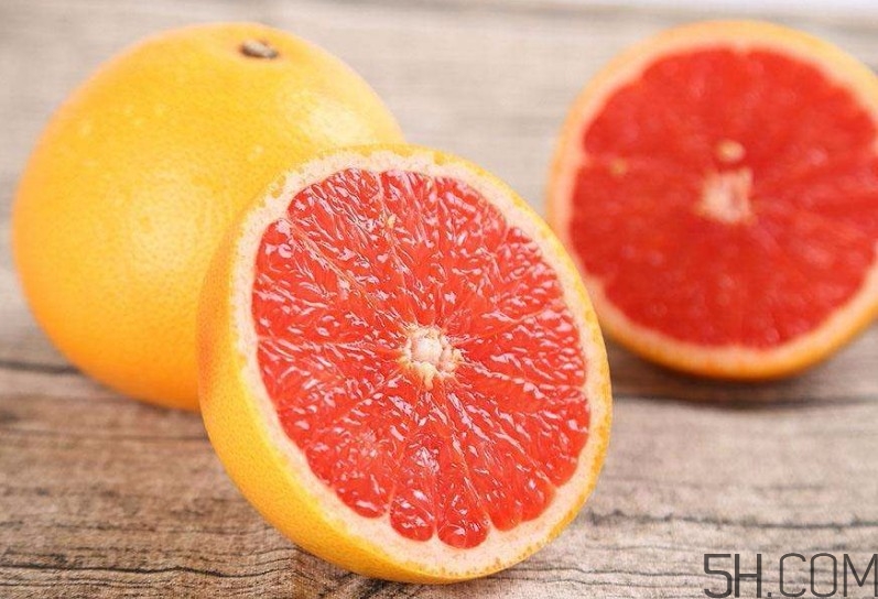 紅心柚子皮怎么是紅的？紅心柚子皮能吃嗎？