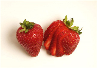 奶油草莓是不是轉(zhuǎn)基因？激素草莓的危害有哪些？