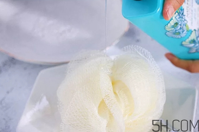 LG沐浴露真假怎么辨別？LG沐浴露真假對比圖