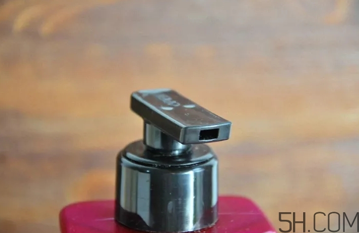 LG沐浴露真假怎么辨別？LG沐浴露真假對比圖