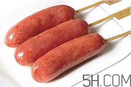 烤腸能用微波爐加熱嗎？烤腸能在微波爐里烤嗎？