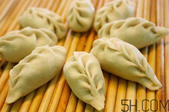 冰凍的餃子皮怎么解凍？冰凍的水餃要煮多久？