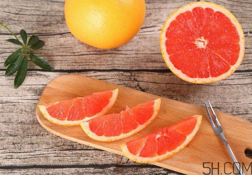 吃紅心柚子有什么好處？紅心柚子的功效與作用