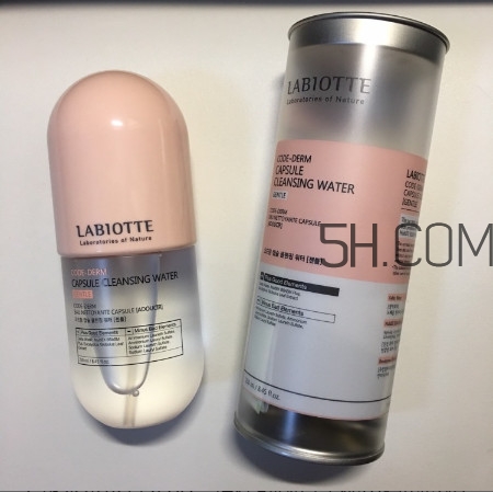 天天用卸妝水對皮膚有哪些傷害 每天用卸妝水對皮膚有害嗎 天天用卸妝水對皮膚有哪些傷害 每天用卸妝水對皮膚有害嗎