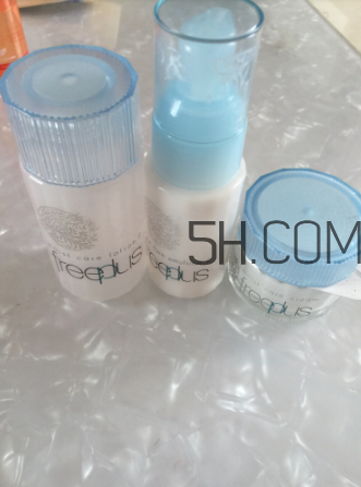 芳珂和芙麗芳絲哪個好？芙麗芳絲和芳珂fancl的區(qū)別