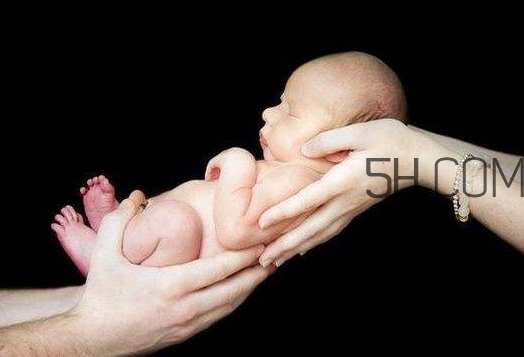 凍胚和鮮胚哪個(gè)成功率比較高？?jī)雠吆王r胚移植的優(yōu)缺點(diǎn)分別是什么？