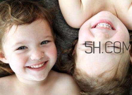 染色體異?？梢宰鲈嚬軏雰簡?？染色體異常能要孩子嗎？