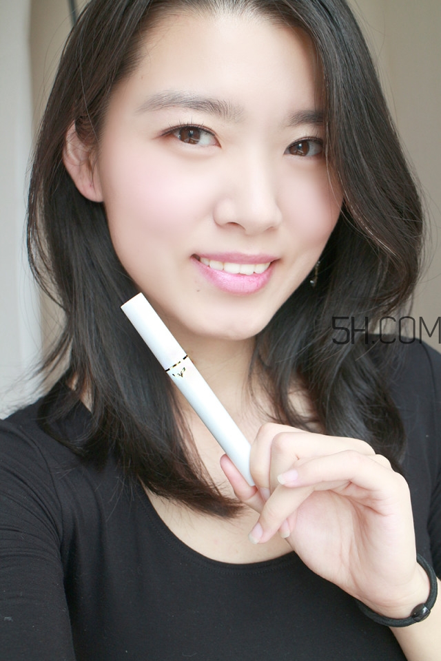 fox變色唇膏怎么樣_fox變色唇膏好用嗎 fox變色唇膏怎么樣_fox變色唇膏好用嗎