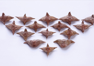 菱角殼煮水每次多少克？紅菱角和黑菱角的區(qū)別