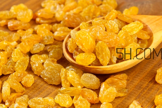 葡萄干吃多了會(huì)怎么樣？葡萄干可以豐胸嗎