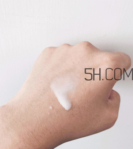 芳珂乳液蓋子怎么打開？芳珂乳液成分表