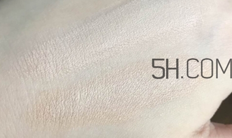 essence雙色遮瑕膏怎么用？essence雙色遮瑕膏使用心得