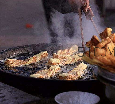 炸油條油溫多少度 炸油條油溫怎么控制 炸油條油溫多少度 炸油條油溫怎么控制